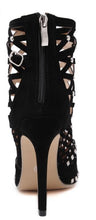 Load image into Gallery viewer, Mod Chic Styles