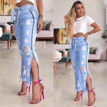 Load image into Gallery viewer, Zipper Split Ripped Flare leg Jeans
